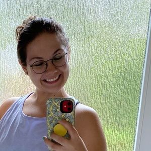 Meet your Posher, Lily